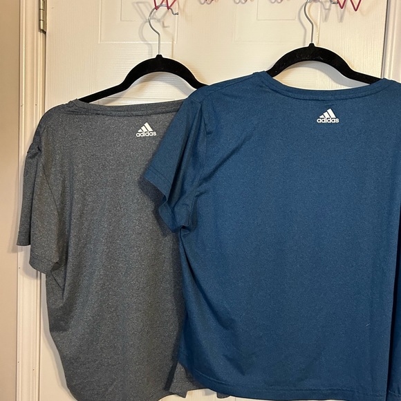 Adidas pinhole logo cropped tees - Picture 7 of 7